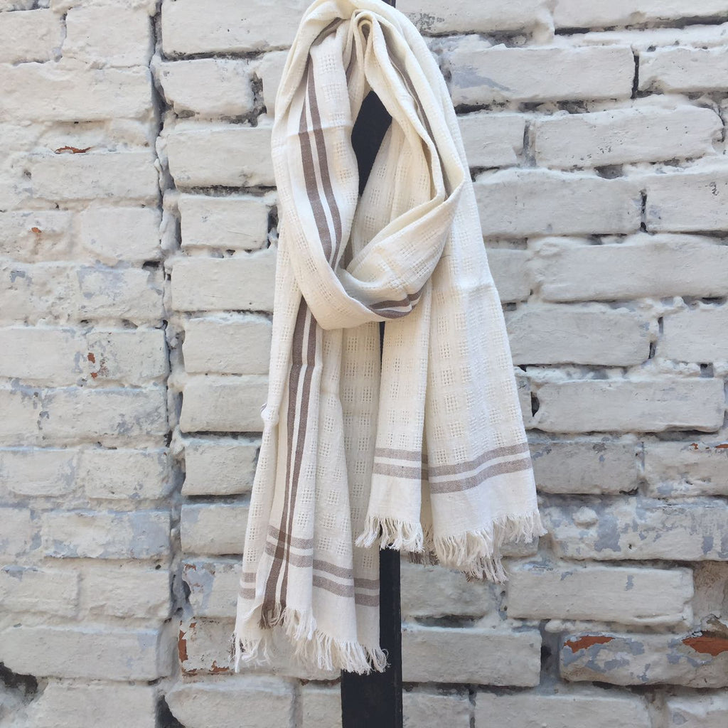 Handloom White Towel: Brown Cotton